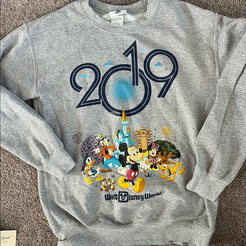 MOVING SALE. MOST ITEMS $20 OR LESS. Disney WDW park exclusive 2019 sweatshirt